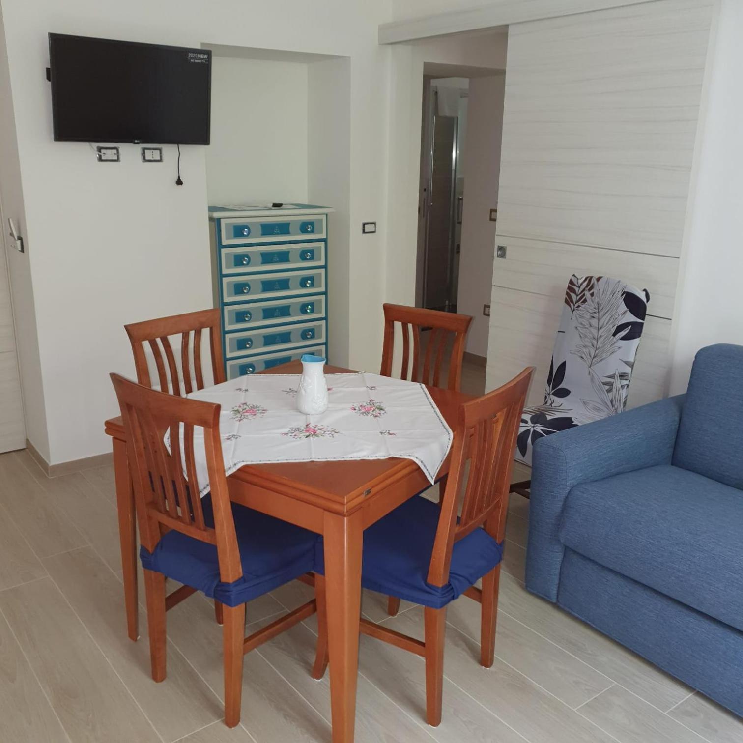 Illy House Apartment